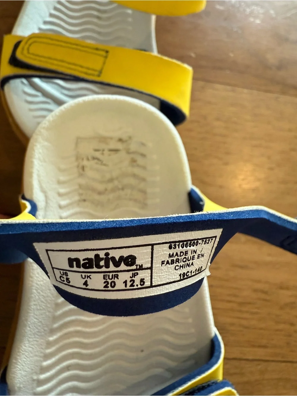 Native Shoes Yellow Kids Sandals size C5 (little kids/toddler)